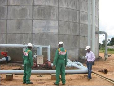 De-sanding / Desludging of 25,000 barrel Crude Oil storage Tank